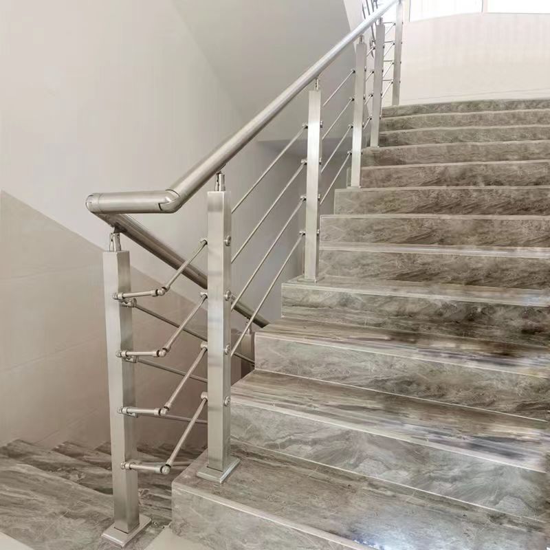鑫广意楼梯订做既可以节省空间也节约材料且简洁轻巧