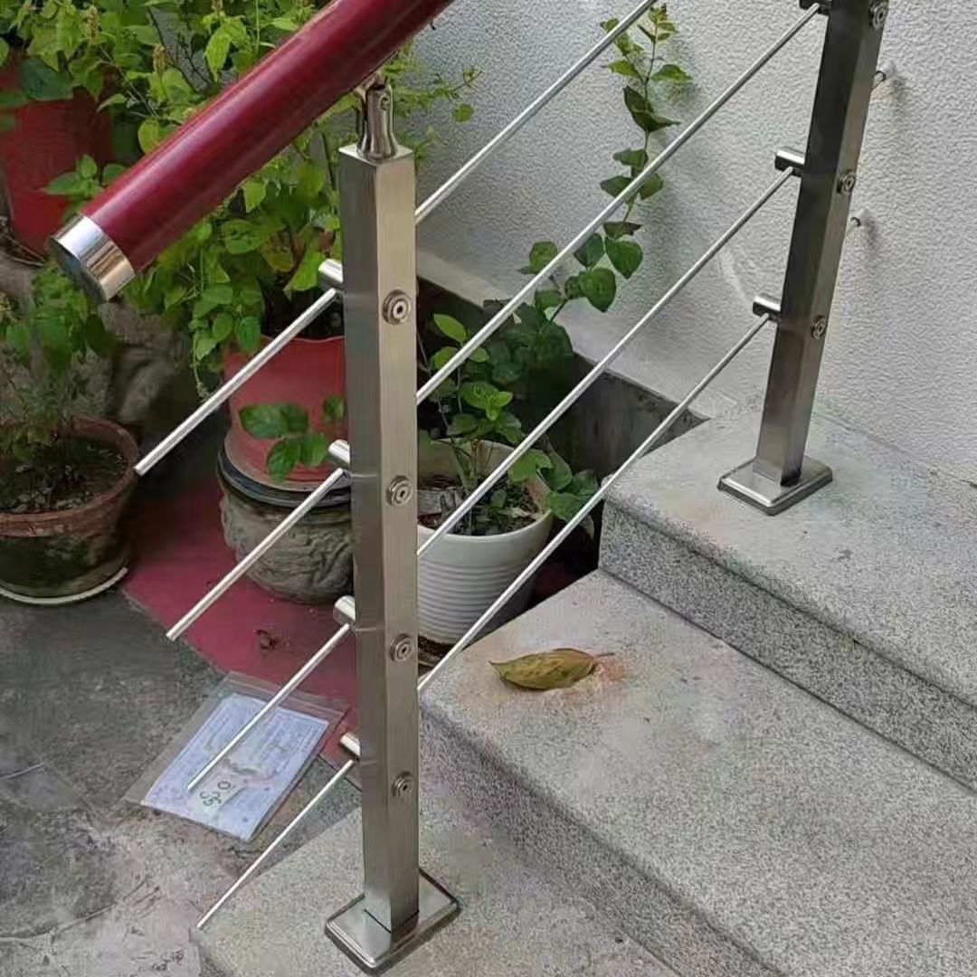 金属楼梯